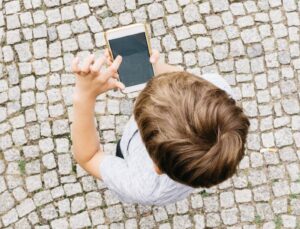 Araştırma: Sosyal medya çocuklarda depresyona yol açabiliyor