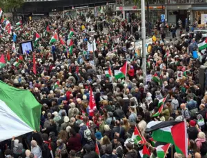 Filistin’e destek için binlerce İsveçli yürüdü. ABD’ye tepki: ‘Arabulucu değil, taraflı’