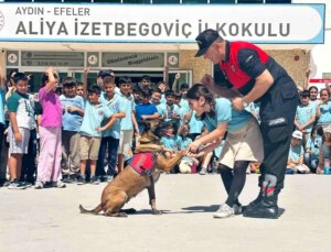 Jandarma, Aydın’daki İlkokul Öğrencilerine Tanıtım Faaliyetleri Düzenliyor