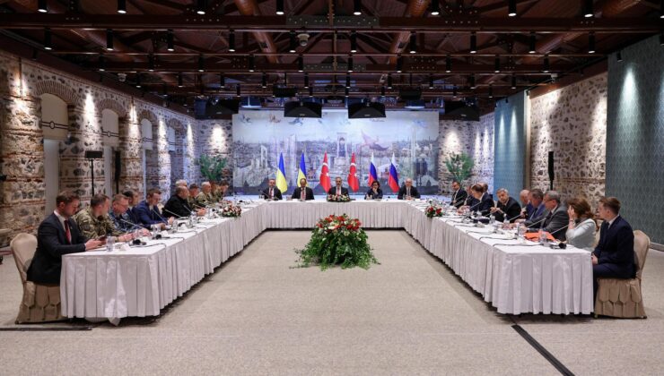 Küresel Politika Enstitüsü Uzmanı Szamuely: Ukrayna ölen askerlerinin ailelerine tazminat ödemek istemiyor