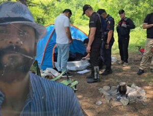 Ormanda kamp yapan öğretmen kayboldu