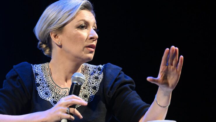Rus Dışişleri Sözcüsü Zaharova: Dünyada Kiev rejimi dışında askerini toprağa vermekten kaçınan bir halk yoktur