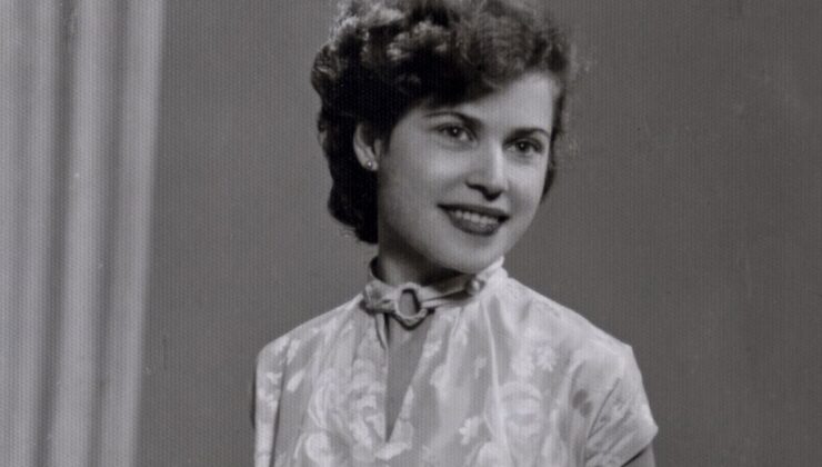 Şair Sezai Karakoç’un adına ‘Mona Rosa’ şiirini yazdığı Muazzez Akkaya Giray hayatını kaybetti