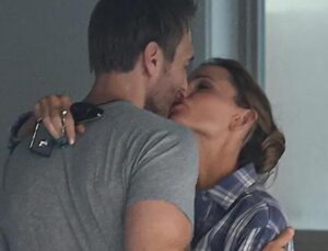 Ünlü çifti adım adım takip edip yakaladılar: Garaj kapısında aşk oyunları