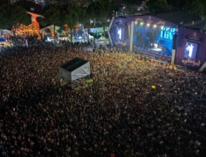 Aydınfest’te 55 bin kişi müzikle buluştu