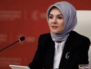 Bakan Göktaş: Çocuklarımız ekranların hedefi haline geldi