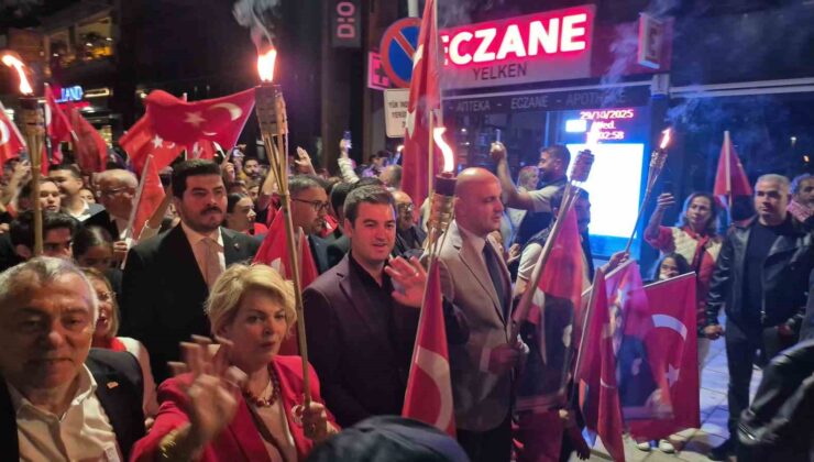 Bodrum’da binlerce vatandaş bayramı kutladı