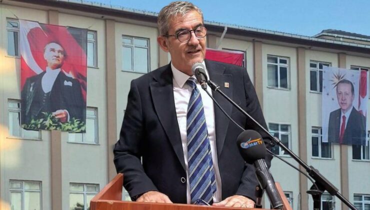 Erdoğan posteri talimatına tepki: Atatürk, hiçbir makam ve kişiyle kıyaslanamaz!