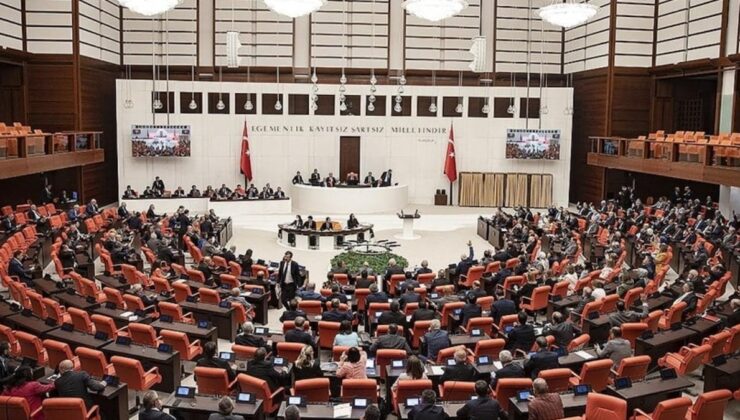 Eski AKP’li vekil partisinin uyardı: “Vahim hatadan mutlaka dönülmeli”