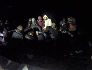 İzmir açıklarında 43 düzensiz göçmen kurtarıldı