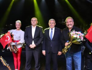 Köşk’teki konsere yoğun ilgi