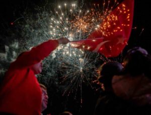 Kuşadası’nda Cumhuriyet coşkusu sokaklara taştı