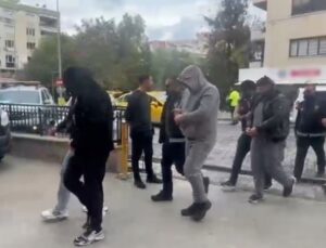Kuşadası’nda eş zamanlı fuhuş operasyonu: 5 tutuklama
