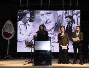 Kuşadası’nda Nazım’ın dizeleri 9 farklı dilde yankılandı