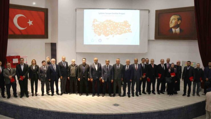 Kütahya’da “İyilikte Yarışan Sınıflar” projesi bilgilendirme ve ödül programı