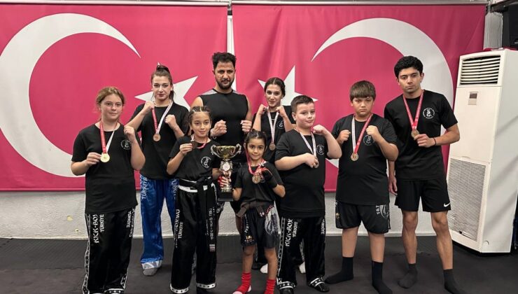 Marmaris’in şampiyon çocukları yine madalyaları topladı