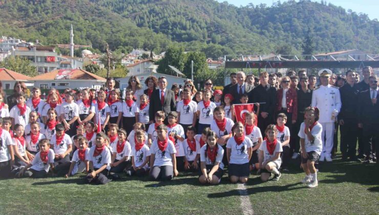 Marmaris’te Cumhuriyet’in 102. yılı coşkuyla kutlandı