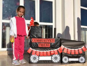 Okullarda cumhuriyet coşkusu