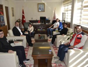 Sultanhisar Kaymakamı Ateş, özel çocukları makamında ağırladı