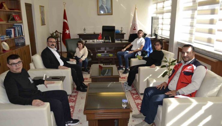 Sultanhisar Kaymakamı Ateş, özel çocukları makamında ağırladı