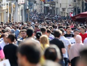 Türkiye’nin geleceğine yalnızca AKP ve MHP’liler umutla bakıyor