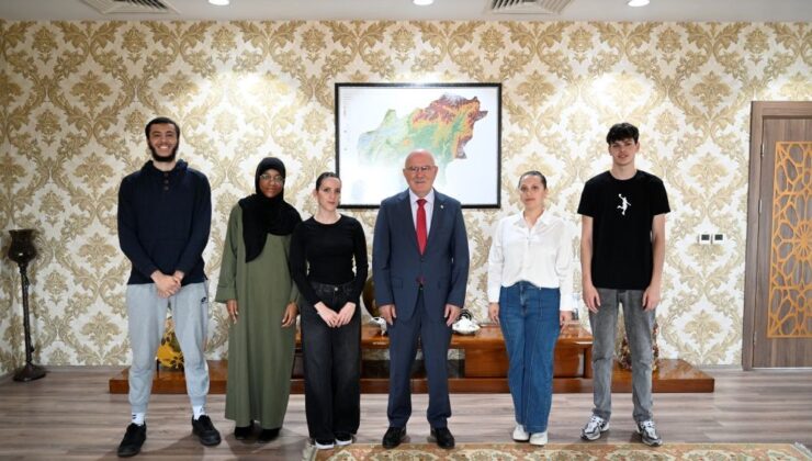 Uşak Üniversitesi, Sorbonne Paris Nord Üniversitesi öğrencilerini ağırlıyor