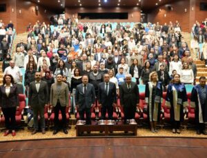 Uşak Üniversitesinde ‘Beyaz Önlük Giyme’ heyecanı yaşandı