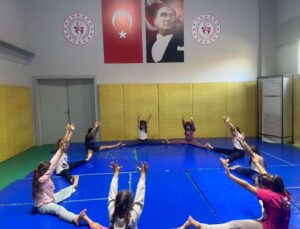 Aydın’da gençler hem sporu seviyor, hem de eğleniyor