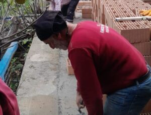 Bahçeköy Mahallesi’nde dernek alanı yenileniyor