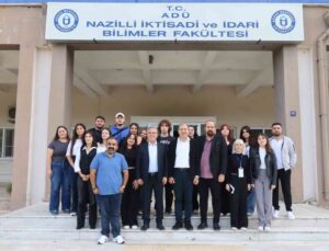 Başkan Tetik üniversite öğrencileri ile buluştu