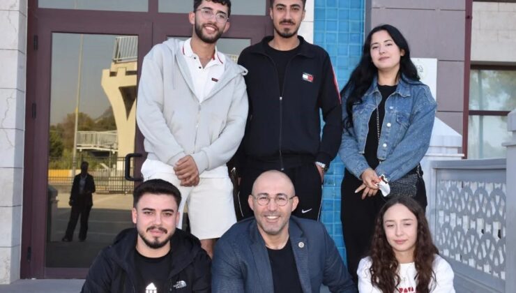 Başkan Zencirci: “Gençlerimizin sesine kulak veriyoruz”
