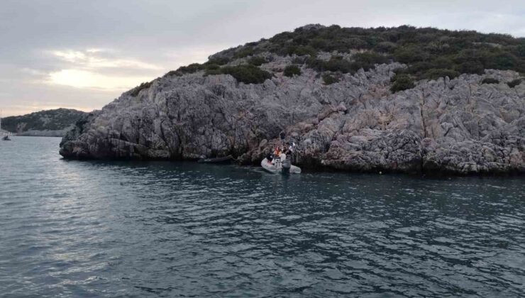 Bodrum’da bot kayalıklara çarptı: 4 yaralı