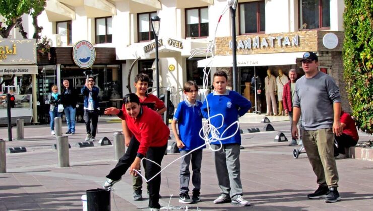 Çeşme’de Kültür Yolu Festivali coşkusu devam ediyor