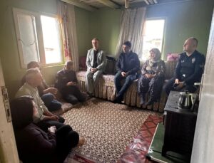 Kaymakam Karataş, Alioğulları Mahallesi’nde vatandaşlarla buluştu