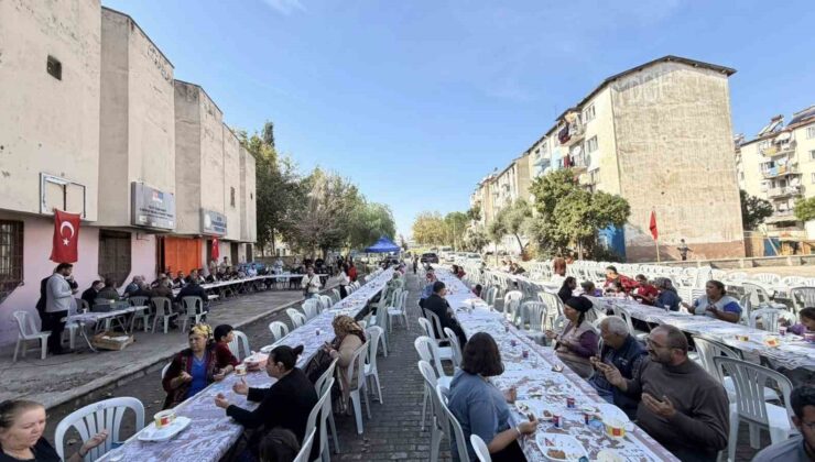 Romanlardan Ilıcabaşı’nda hayır yemeği