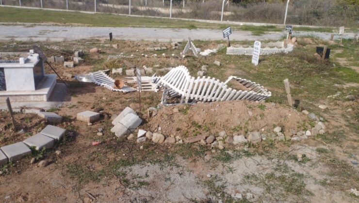 Kuyulu Mezarlığı Kaderine Terk Edildi