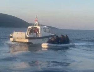 Aydın’da 12 düzensiz göçmen ve 1 göçmen kaçakçısı yakalandı