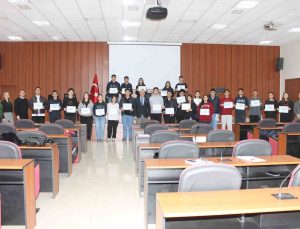 Efeler’de öğrenci meclisi yeni döneme başladı