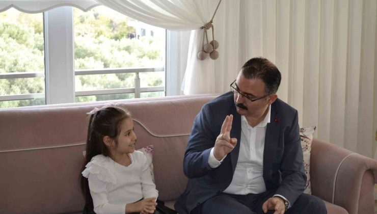 Kaymakam Ateş, öğrencilerin misafiri oldu