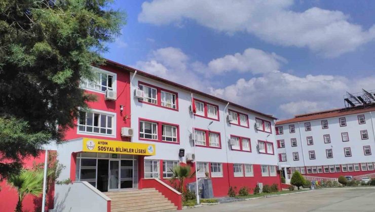 Aydın Sosyal Bilimler Lisesi, bölge finaline yükseldi