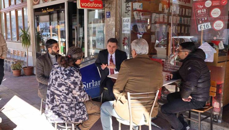 Kaymakam Gündoğdu çarşı esnafıyla buluştu