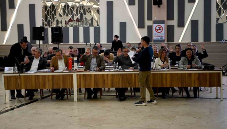 Kuşadası Belediye Meclisi 2026 yılının ilk toplantısını yaptı