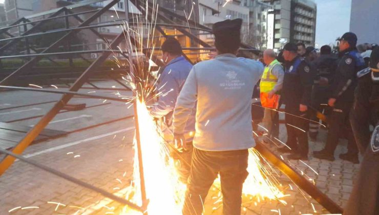 Kuşadası Belediyesi Meclis Üyesi Apaydın: “Biz sadece halkımıza verdiğimiz hizmet aksamasın istiyoruz”