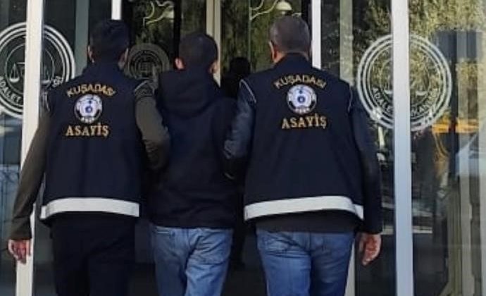 Kuşadası’nda 9 yıl hapisle aranan firari yakalandı
