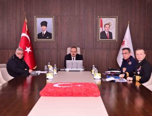 Vali Canbolat, Bakan Yerlikaya ile görüştü