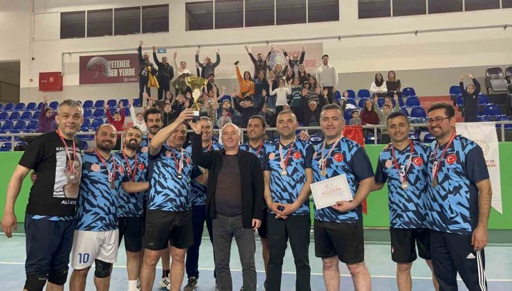 Bayındır’da filede büyük final: Şampiyon fair play