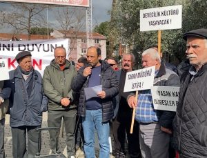 DEGÜF üyeleri deve güreşlerinin yapılmamasını protesto etti