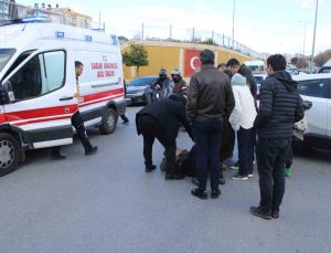 Kavşak içindeki kazada sürücü yaralandı