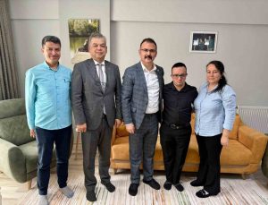 Kaymakam Ateş, öğrencilerin evine konuk oldu