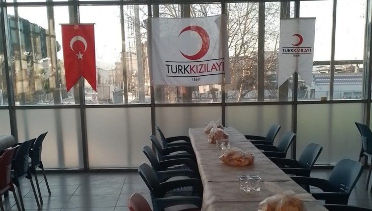 Kızılay’dan Sarıgöl’de ramazan dayanışması